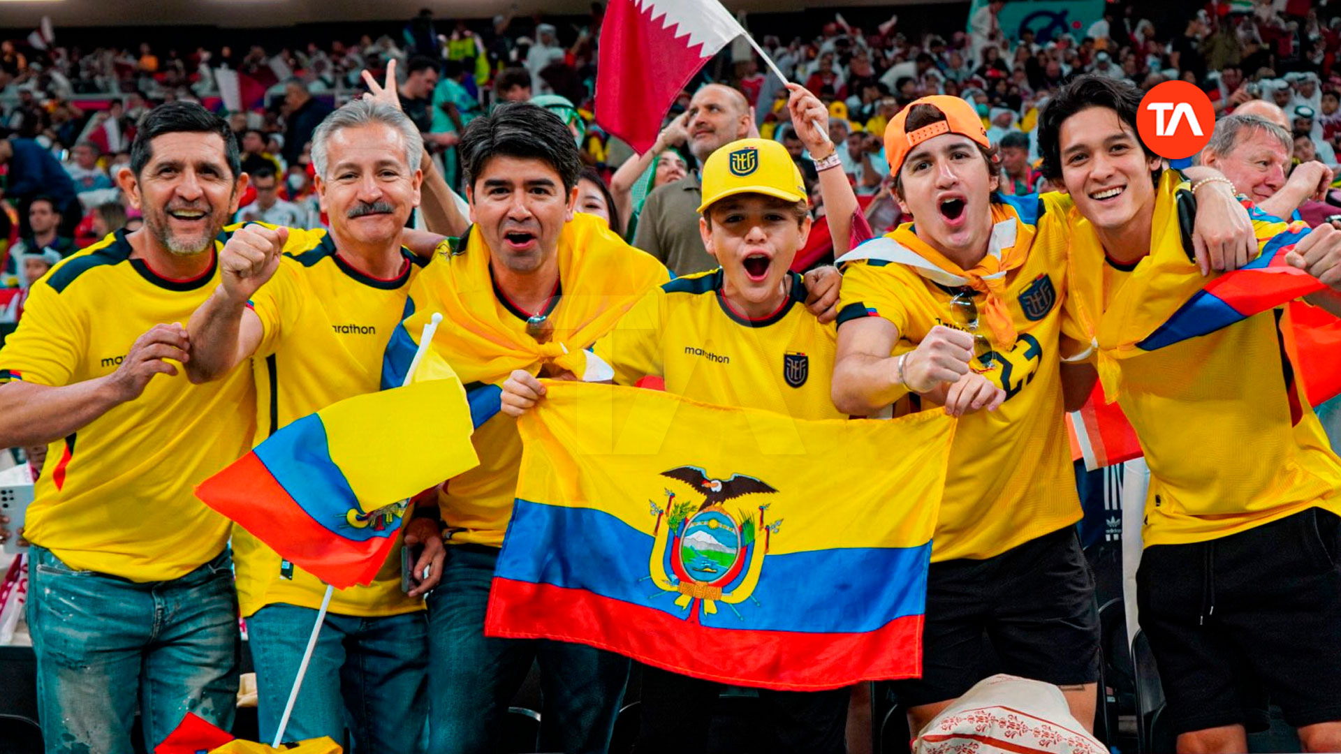 Ecuatorianos en Catar celebran la victoria de la selección