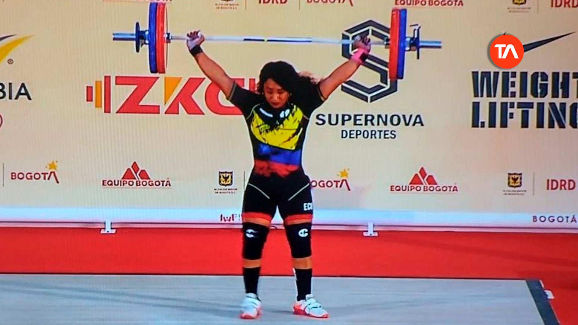 Tamara Salazar gana dos medallas de bronce en Mundial de Halterofilia