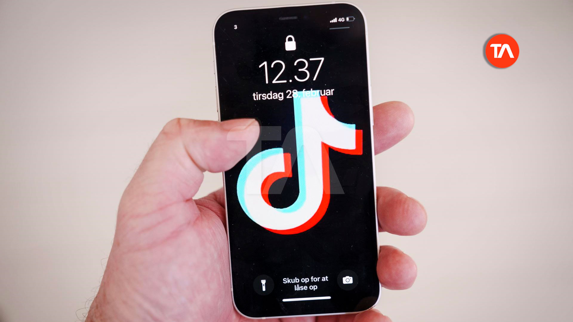 Canada will block access to TikTok on official cell phones