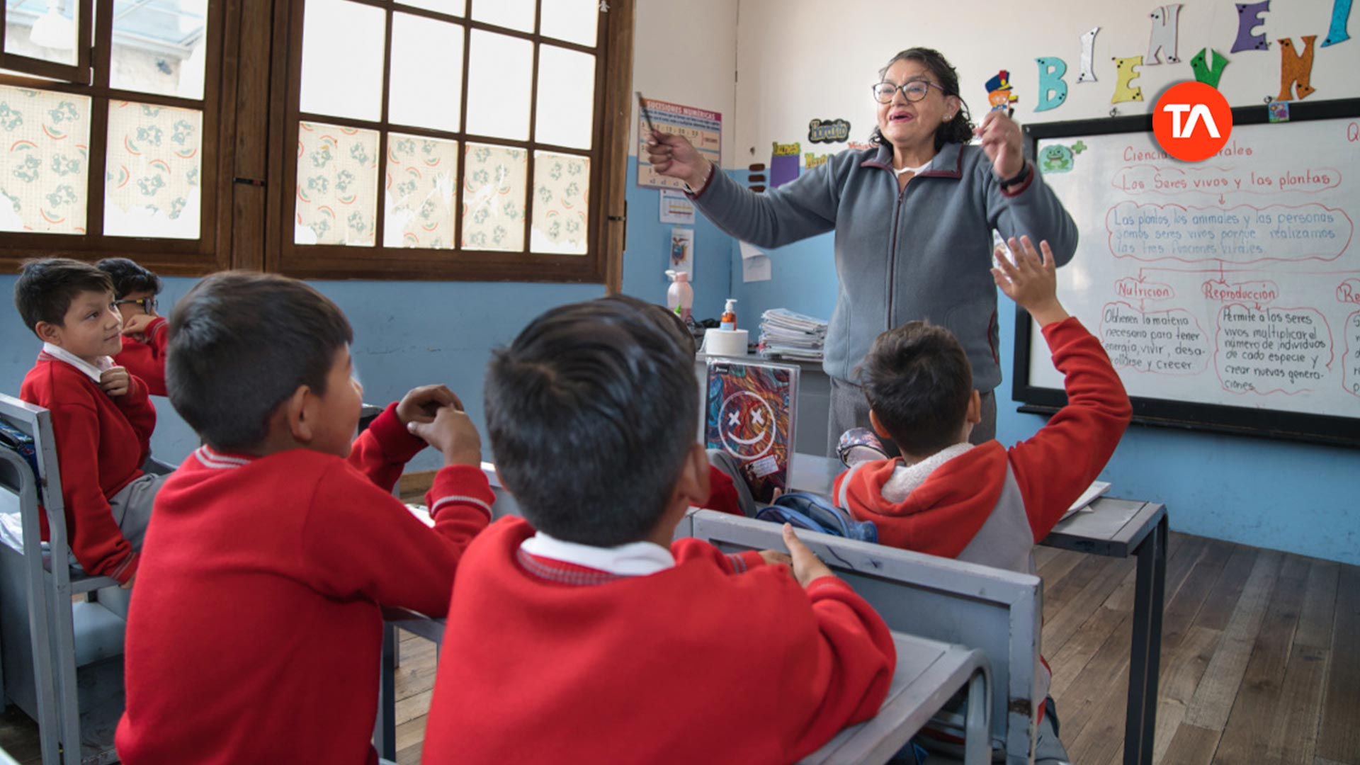 Más de 890 instituciones vuelven a clases presenciales en Ecuador