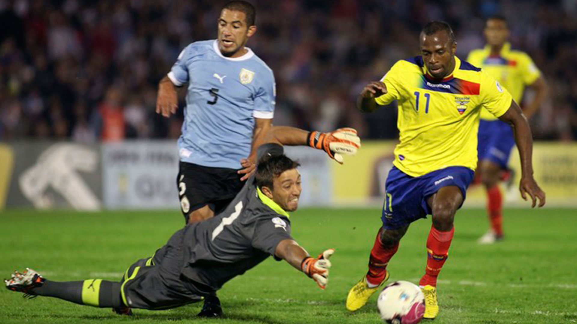 ¿Cómo le fue a Ecuador en Eliminatorias cuando visitó a Uruguay?